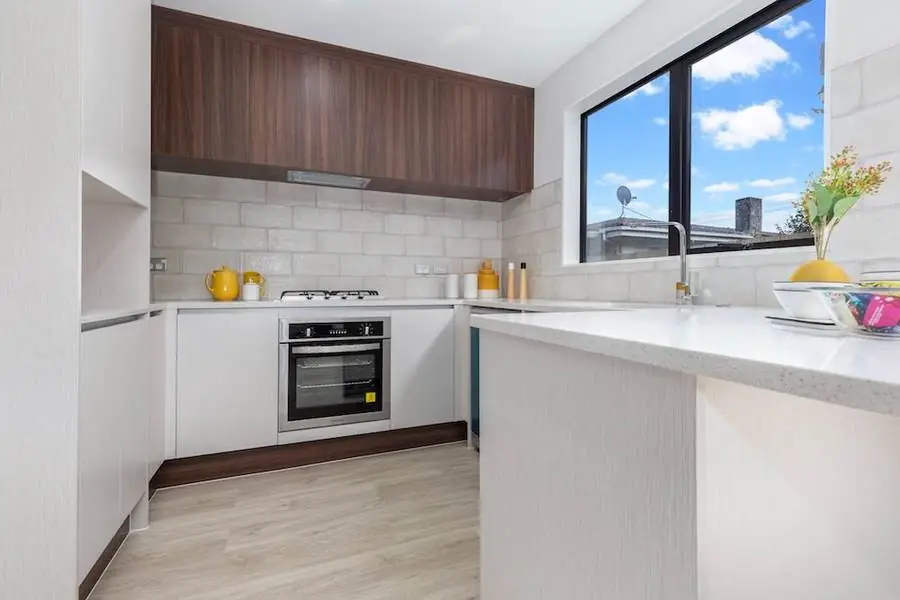 Old Wairoa Road — Kitchen