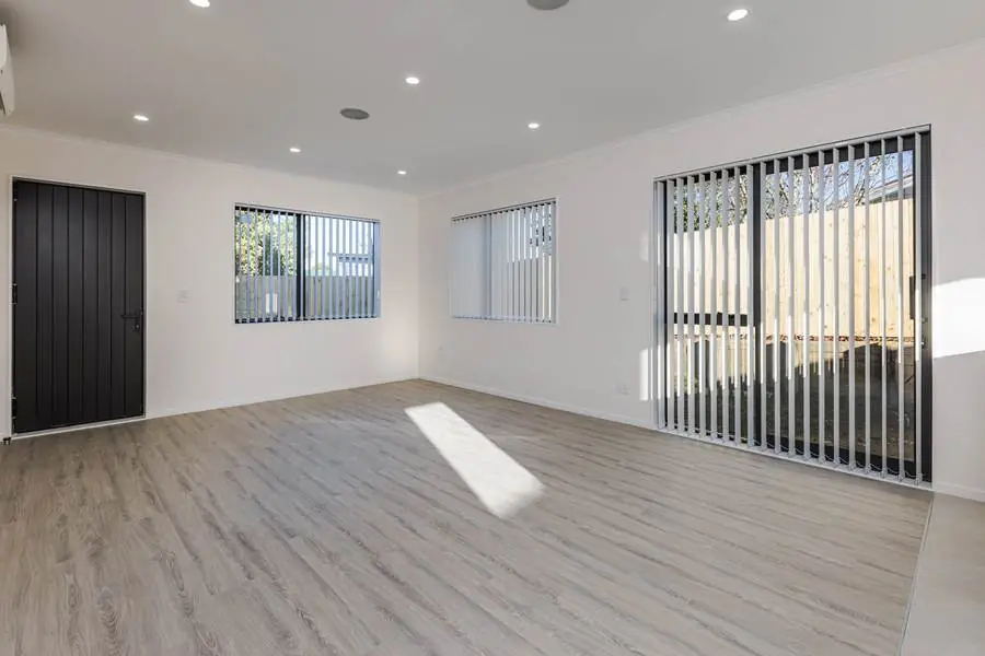 Tasman Drive — Living area